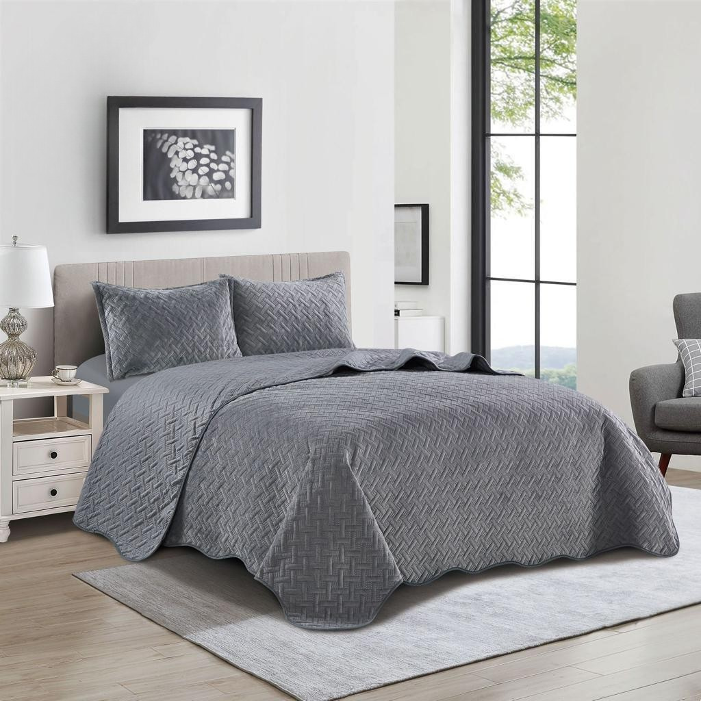 Snug Bedspread
