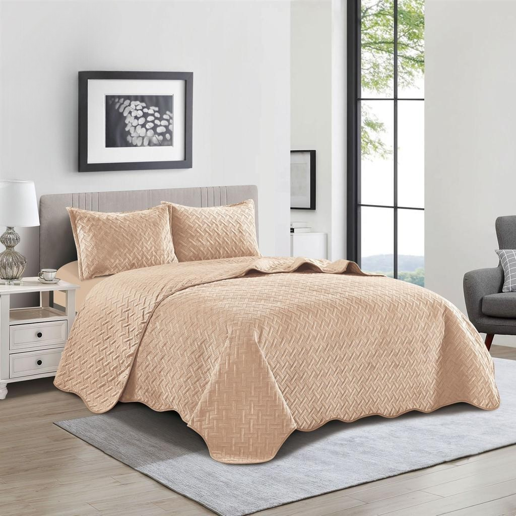 Snug Bedspread