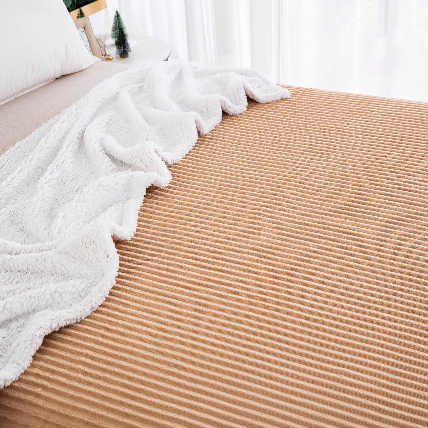 Sharpa Blanket