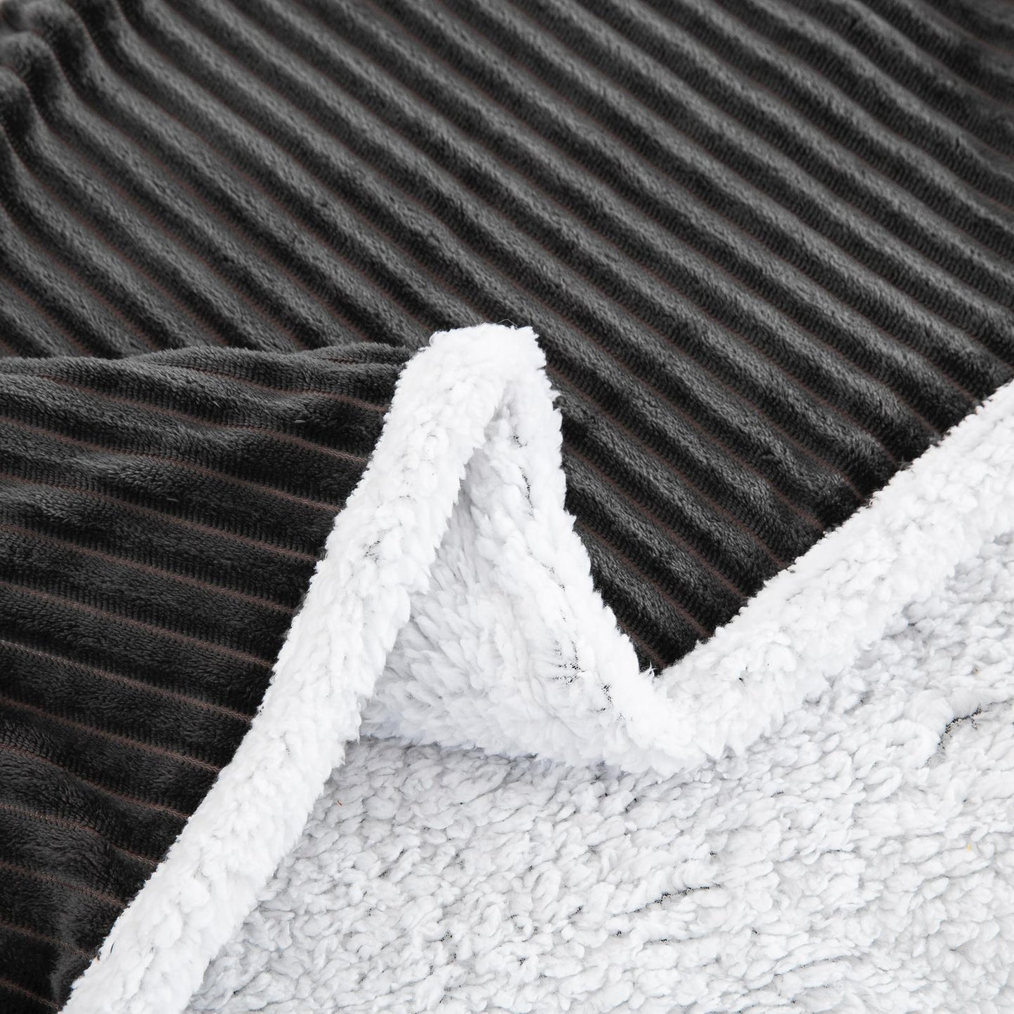 Sharpa Blanket
